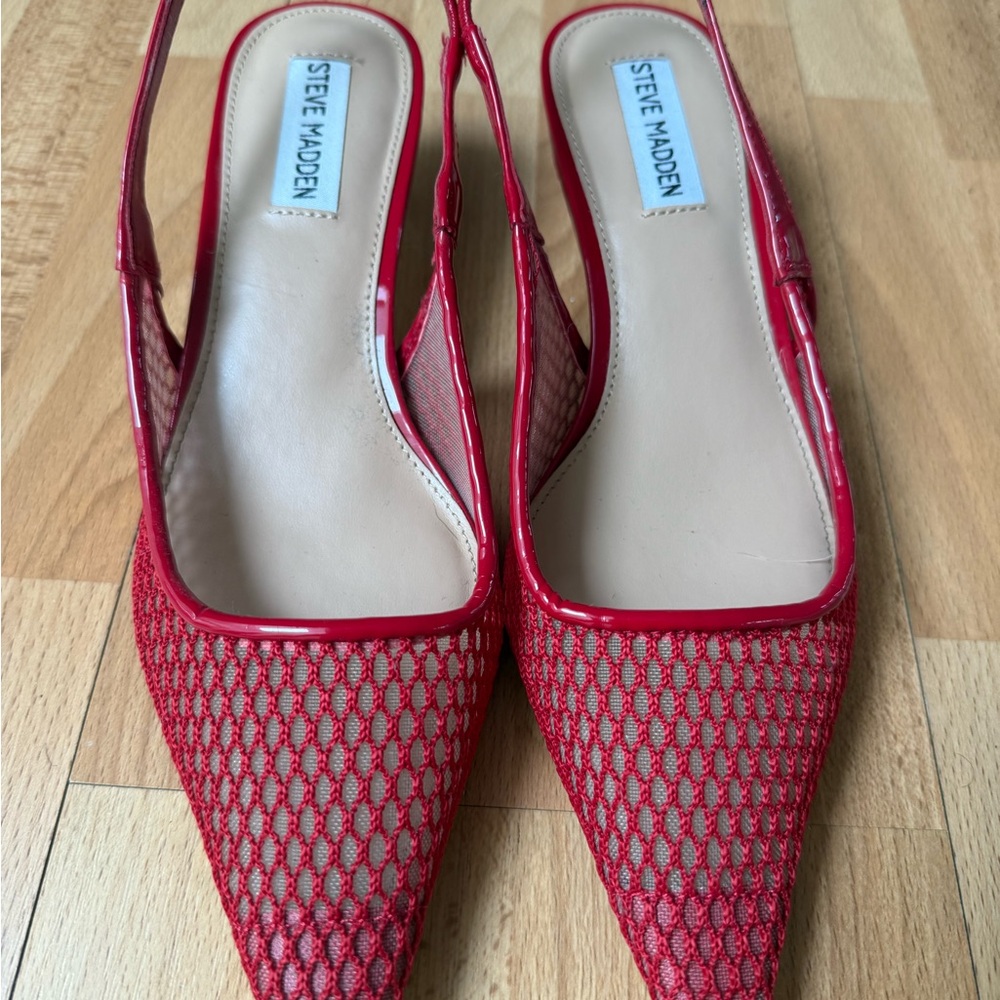 Steve Madden Red Mesh Pointed Slingback Heels fits 7.5 to 8 - Picture 2 of 9